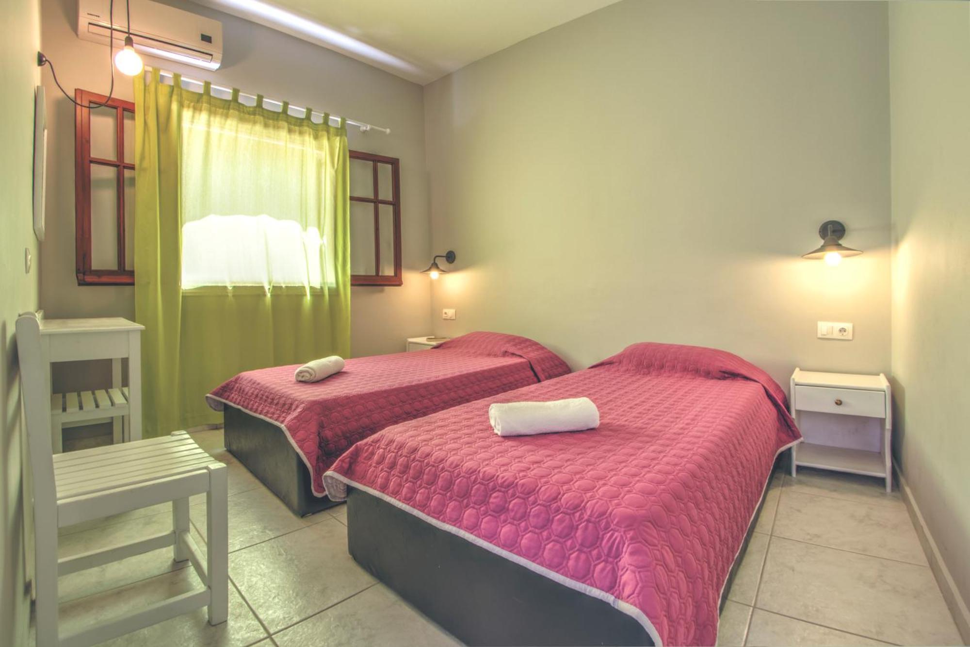The Palm Garden - Idyllic Pool Apartments In A Green Oasis 얼몬스 객실 사진