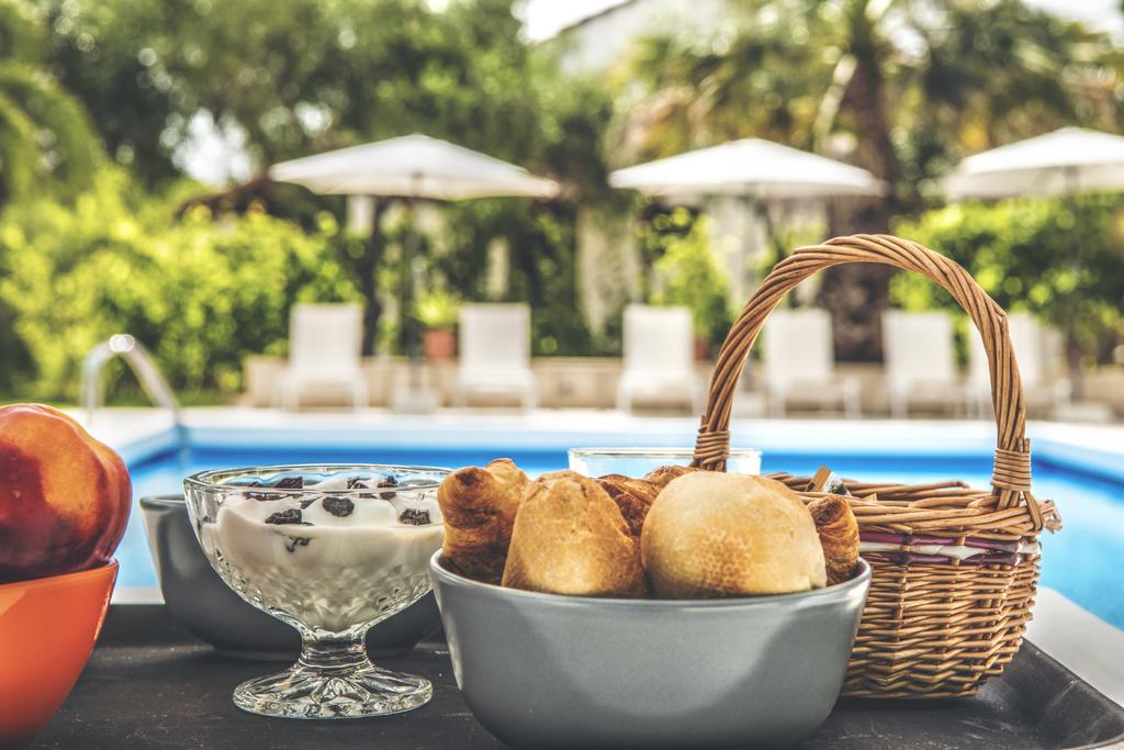 The Palm Garden - Idyllic Pool Apartments In A Green Oasis 얼몬스 외부 사진