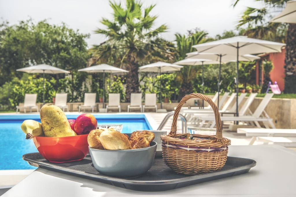 The Palm Garden - Idyllic Pool Apartments In A Green Oasis 얼몬스 외부 사진